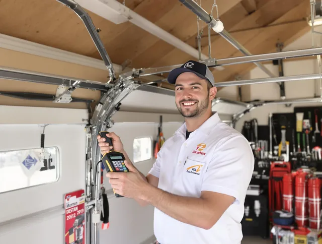 Columbus Garage Door Repair local technician providing expert garage door repair in Columbus neighborhood